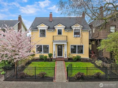 5260 18th Avenue NE, Seattle, WA, 98105