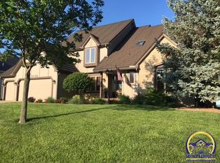 3736 SW Cobblestone Pl, Topeka, KS 66610