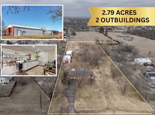 3832 SE 37th St, Topeka, KS 66605