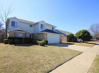 2805 Woodlark Dr, Fort Worth, TX 76123