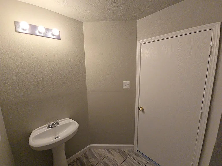 21802 Westfield Ridge Dr — Photo 18