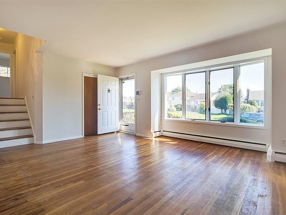 2nd image of 23 Lee Dr