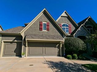 3096 W 132nd Pl, Leawood, KS 66209