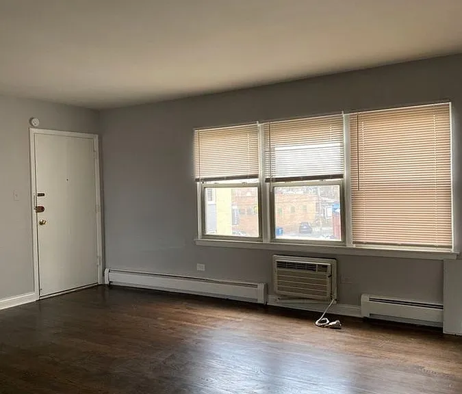 9801 S Kedzie Ave #3B — Photo 3
