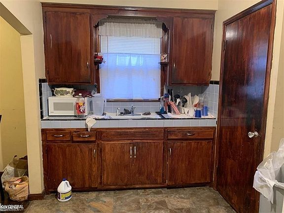 3rd image of 13853 Rossini Dr
