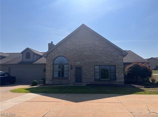 49066 Eagle Dr, East Liverpool, OH 43920