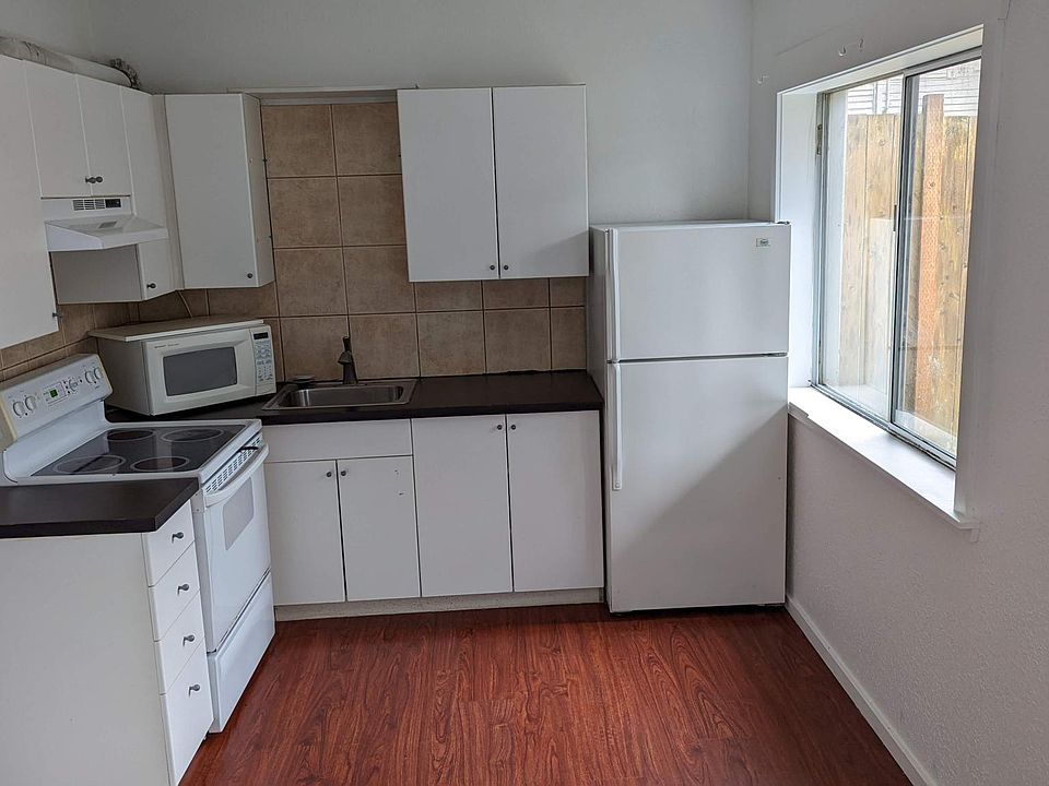 1st image of 716 S Yakima Ave #C