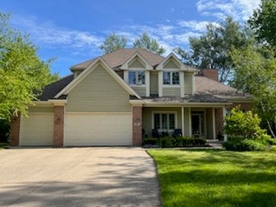 821 Wedgewood Dr, Crystal Lake, IL, 60014