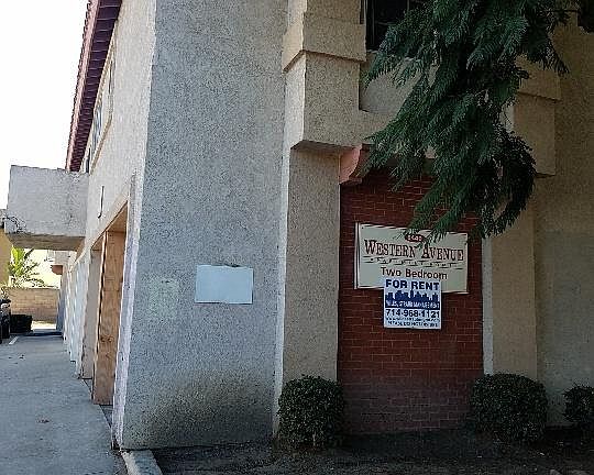 Side garage, parking,