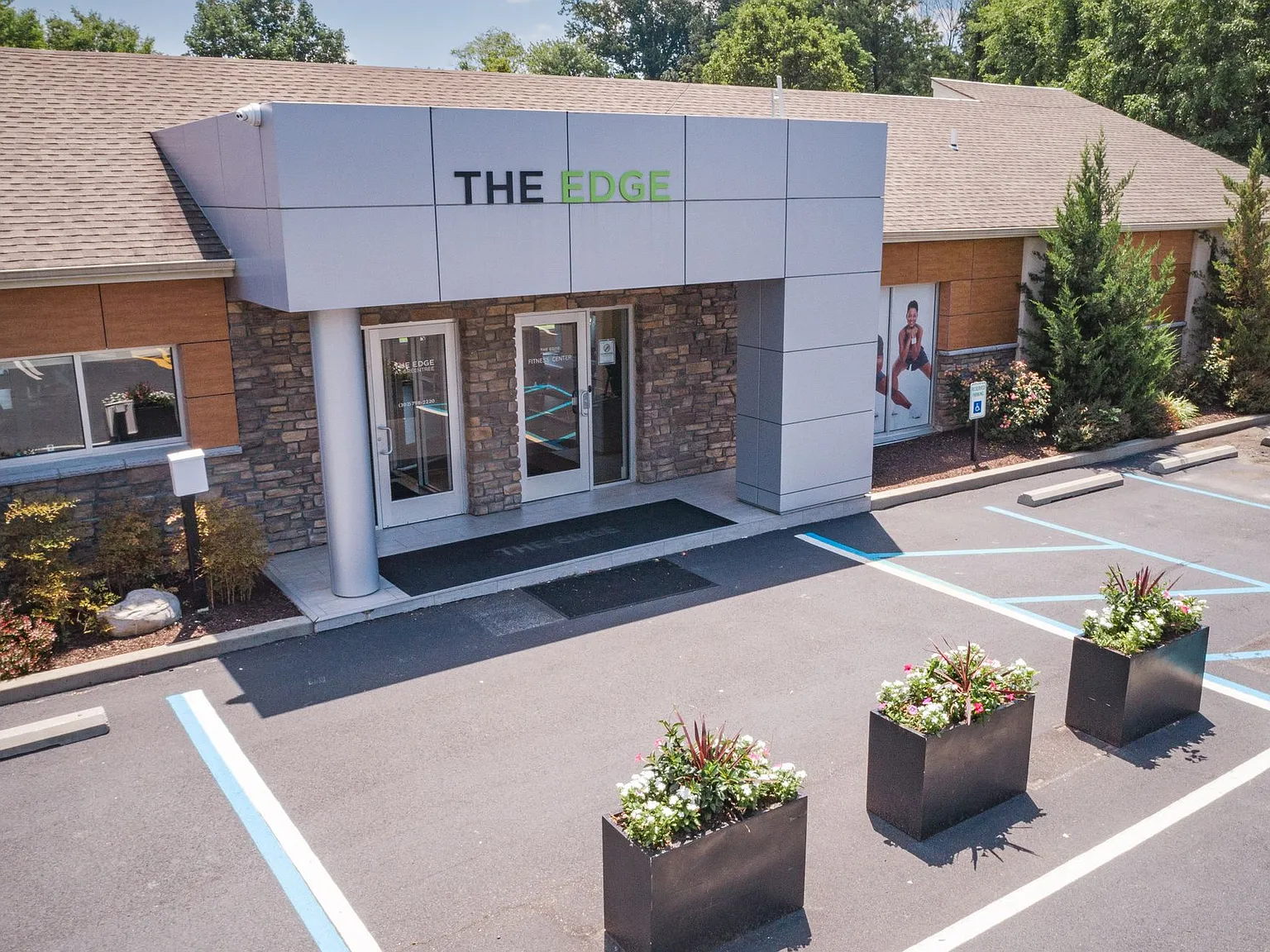Edge at Greentree — Photo 2