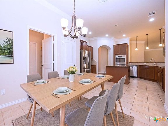 3rd image of 808 Tuscan Rd