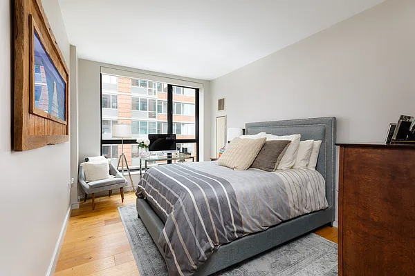 Sold by Compass | media 5