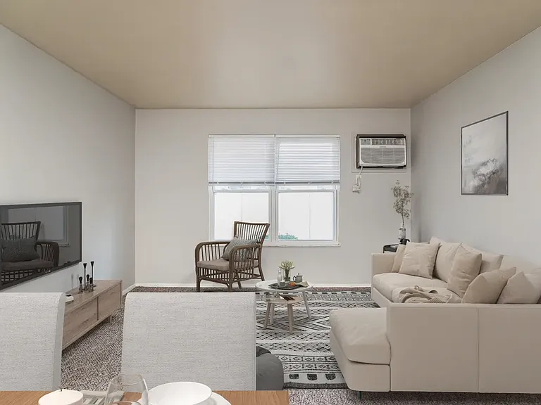McKaig Court Apartments — Photo 2