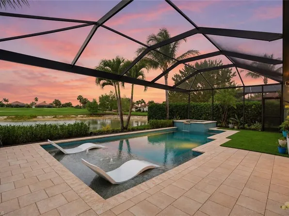 28614 Newtown CT, BONITA SPRINGS, FL 34135