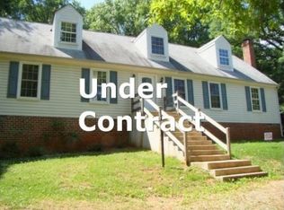 2103 Chestnut Oaks Rd, Powhatan, VA 23139