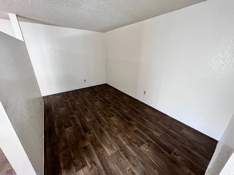 3052 N Alvernon Way — Photo 7