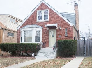 8143 S Christiana Ave, Chicago, IL 60652