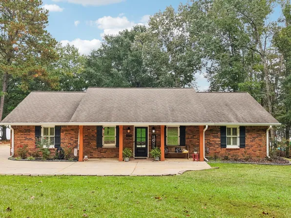 1651 Morgan Dr, Buckhead, GA 30625