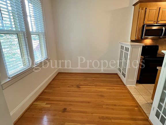 5th image of 1714 Lynwood Ave APT 5