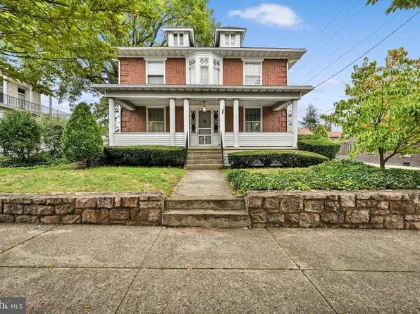 101 N 4th St, Hamburg, PA 19526