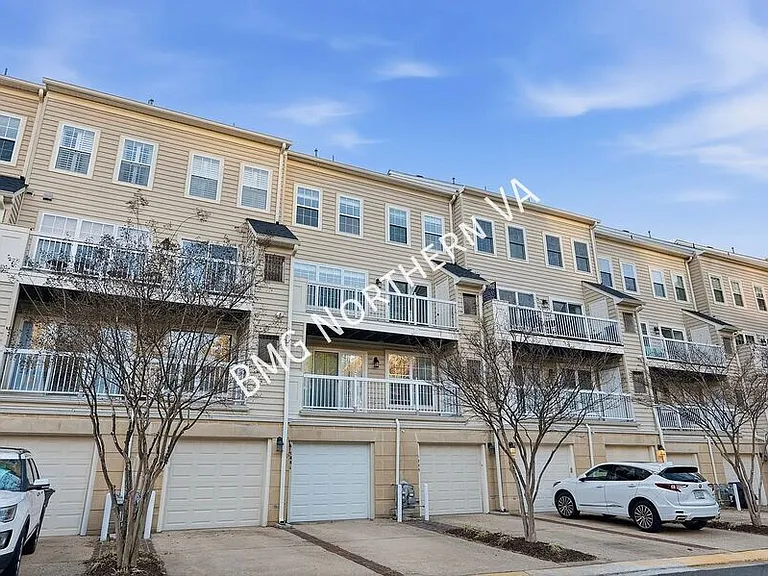 1881 Crescent Park Dr — Photo 30