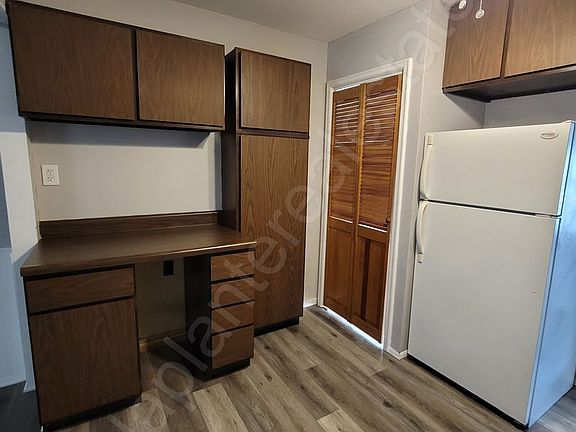 5th image of 309 Mayberry St