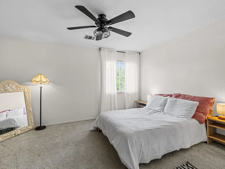 11716 Fletcher Hall Ln — Photo 21