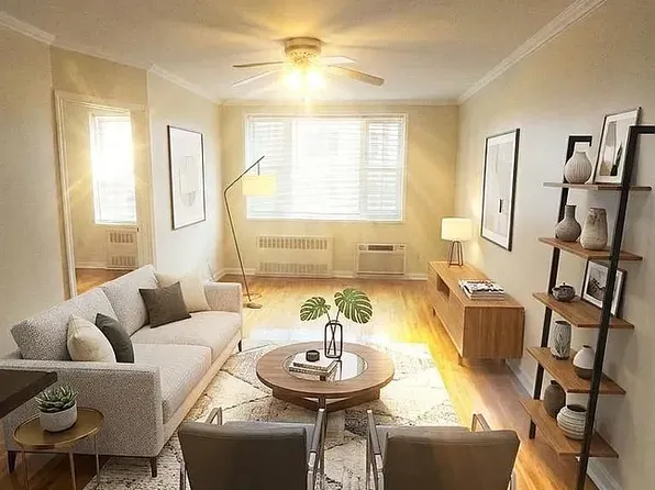 88-25 153rd St, Jamaica, NY