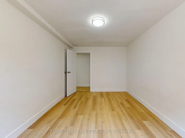 29 Wesley St #1 — Photo 10
