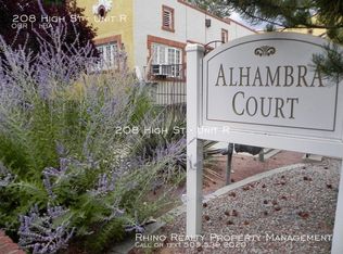 208 High St SE UNIT R, Albuquerque, NM 87102