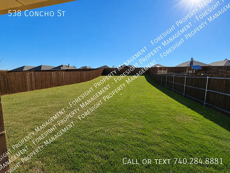 538 Concho St — Photo 25