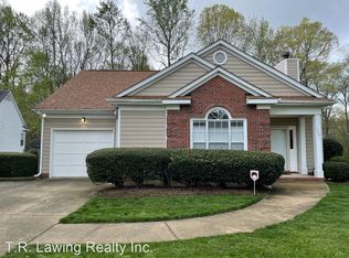 7501 Reedy Creek Rd, Charlotte, NC 28215