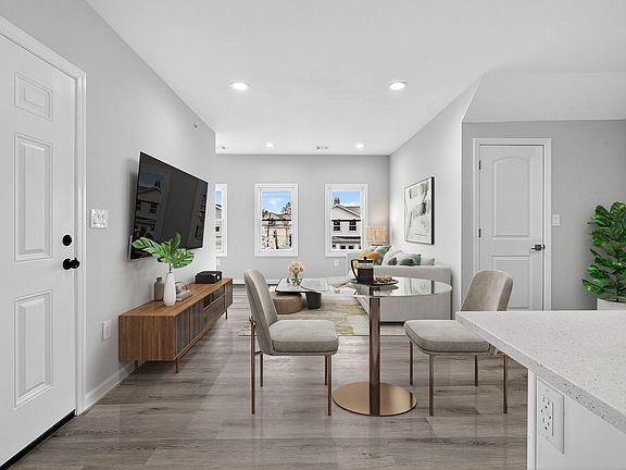 5th image of 238 Renner Ave Floor 3