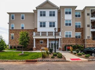 3105 Jockey Hollow Trl, Somerset, NJ 08873