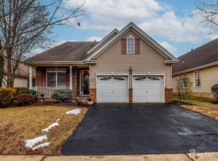 7 Stryker Rd, Somerset, NJ 08873