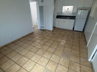 2200 Myrtle Ave, Long Beach, CA 90806