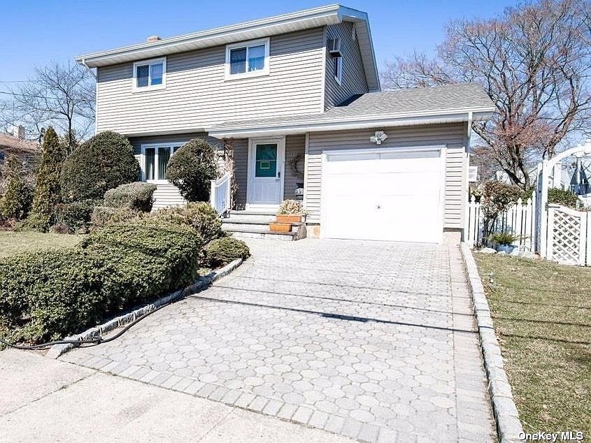 1st image of 2411 Wallen Ln