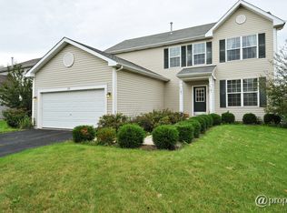 395 Grape Vine Trl, Oswego, IL 60543