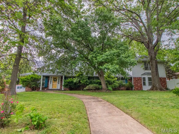 8700 S Laclede Station Rd, Saint Louis, MO 63123