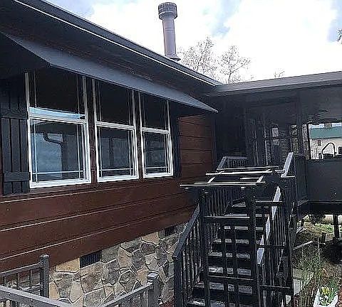 5th image of 845 Chestnut Dr