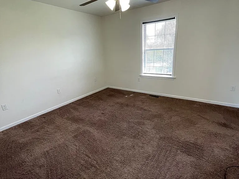 76 Bryn Way — Photo 11