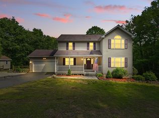 315 Woodland Way, Russell, MA 01071