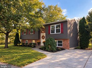 801 Mountain View St, Harrisburg, PA 17112