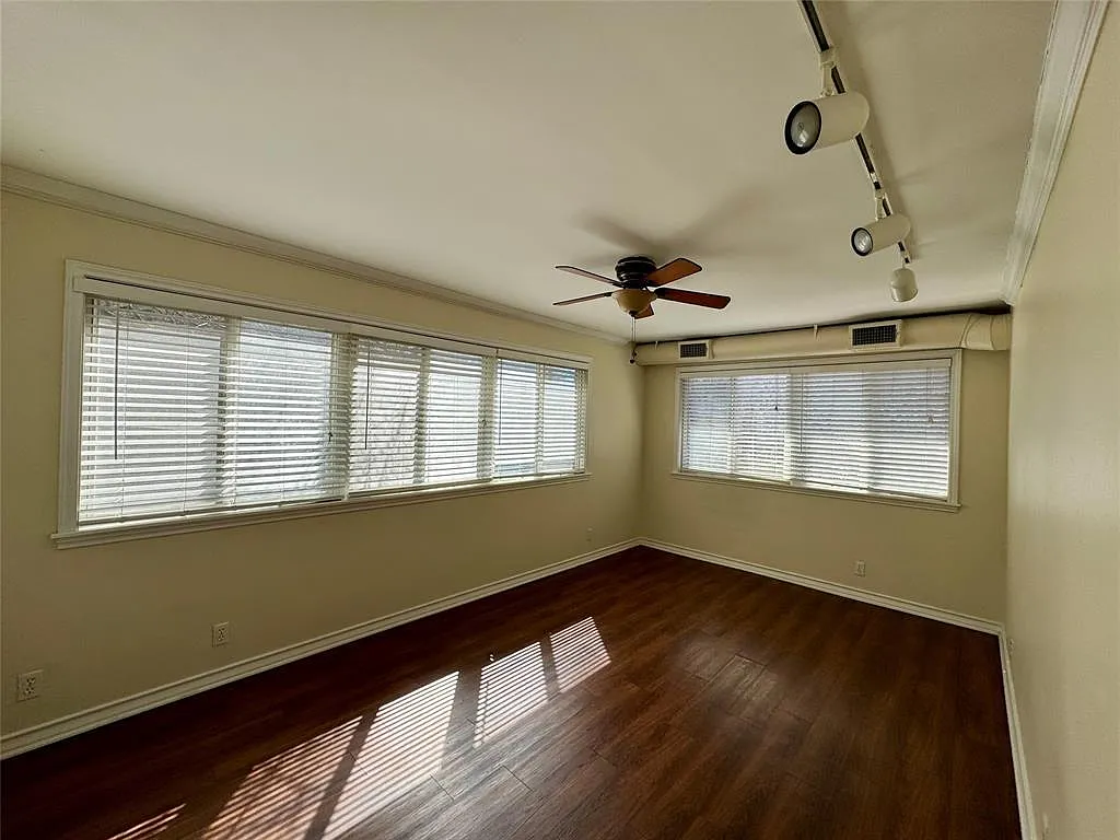 1 bed, 1.0 bath, 580 sqft, $1,400 — Photo 2