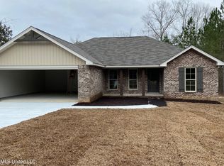 1910 Old Richton Rd, Petal, MS 39465