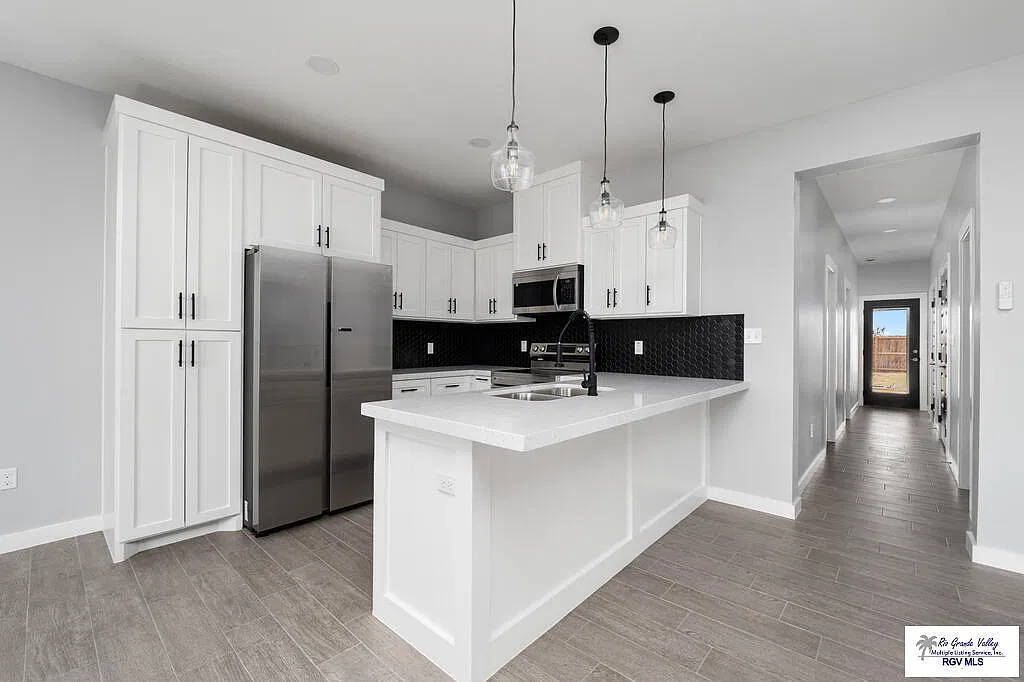 7908 Villa Fino Ln — Photo 4