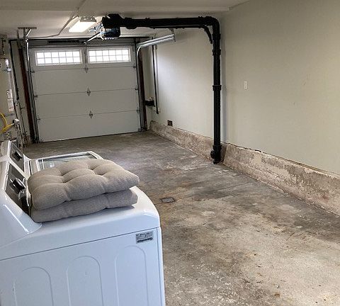 3rd image of 73 Fairlawn Ave