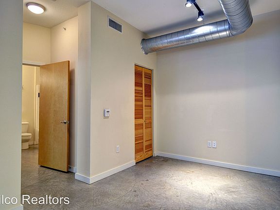 5th image of 201 W Lancaster Ave Unit 103