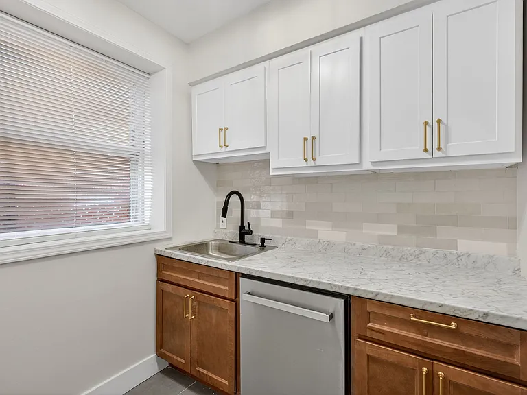 3654-3656 Phillips Pl — Photo 29