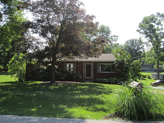 3rd image of 3838 Dieckman Ln